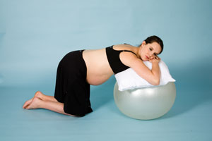 Posisi lithotomy adalah salah satu posisi kelahiran yang paling umum Keuntungan dan Kekurangan Posisi Persalinan