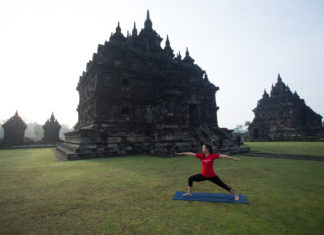 Yoga ibu Hamil? Lakukan dengan Benar Ya.